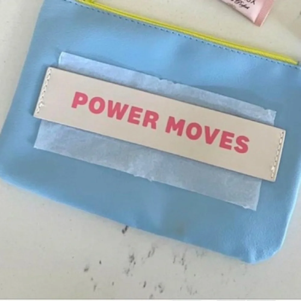 Ipsy Blue Intention ‘Power Moves’ Glam Cosmetic Bag